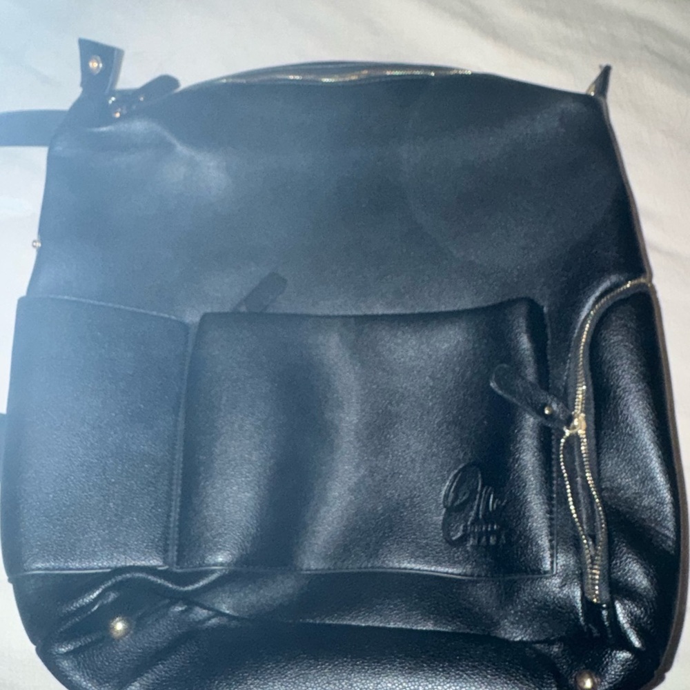 Black Pump Backpack - image 4